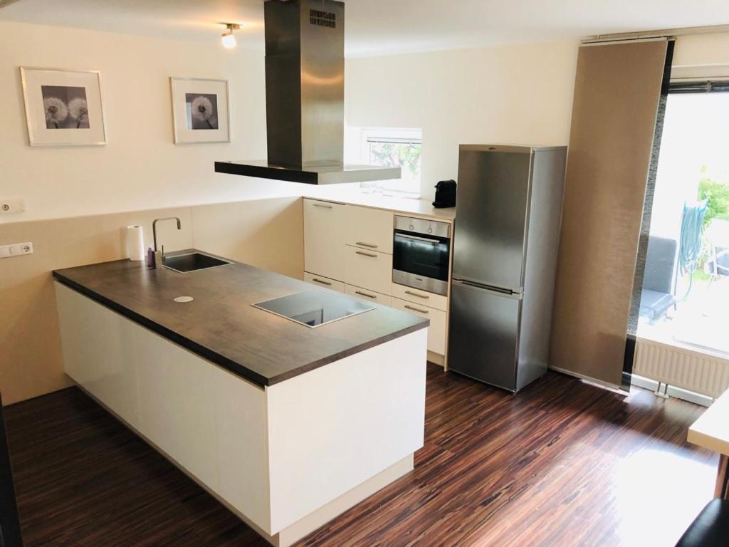 25h GARDEN Apartment LUXURY PLUS private Beach Neusiedl am See Exterior foto