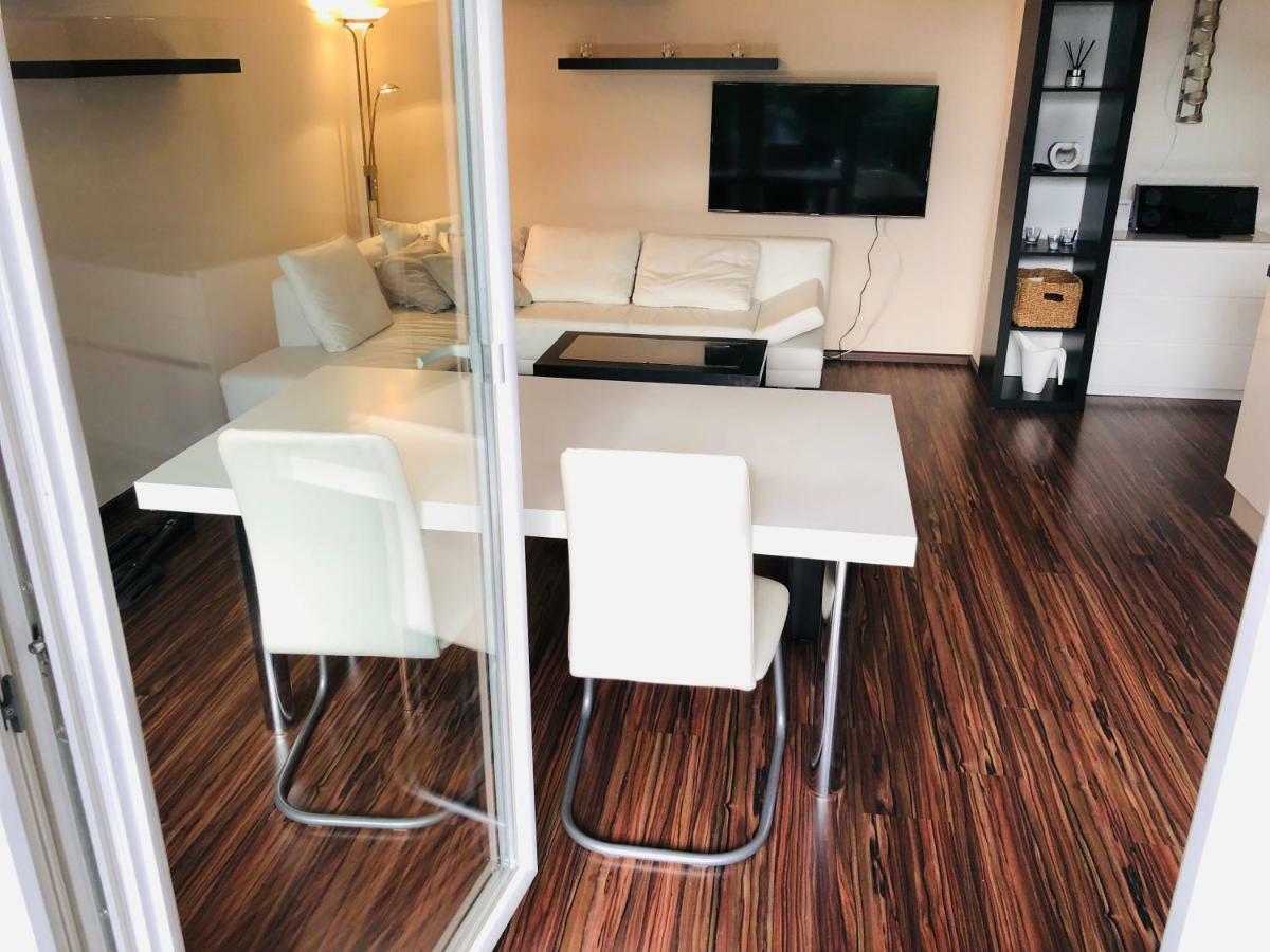 25h GARDEN Apartment LUXURY PLUS private Beach Neusiedl am See Exterior foto