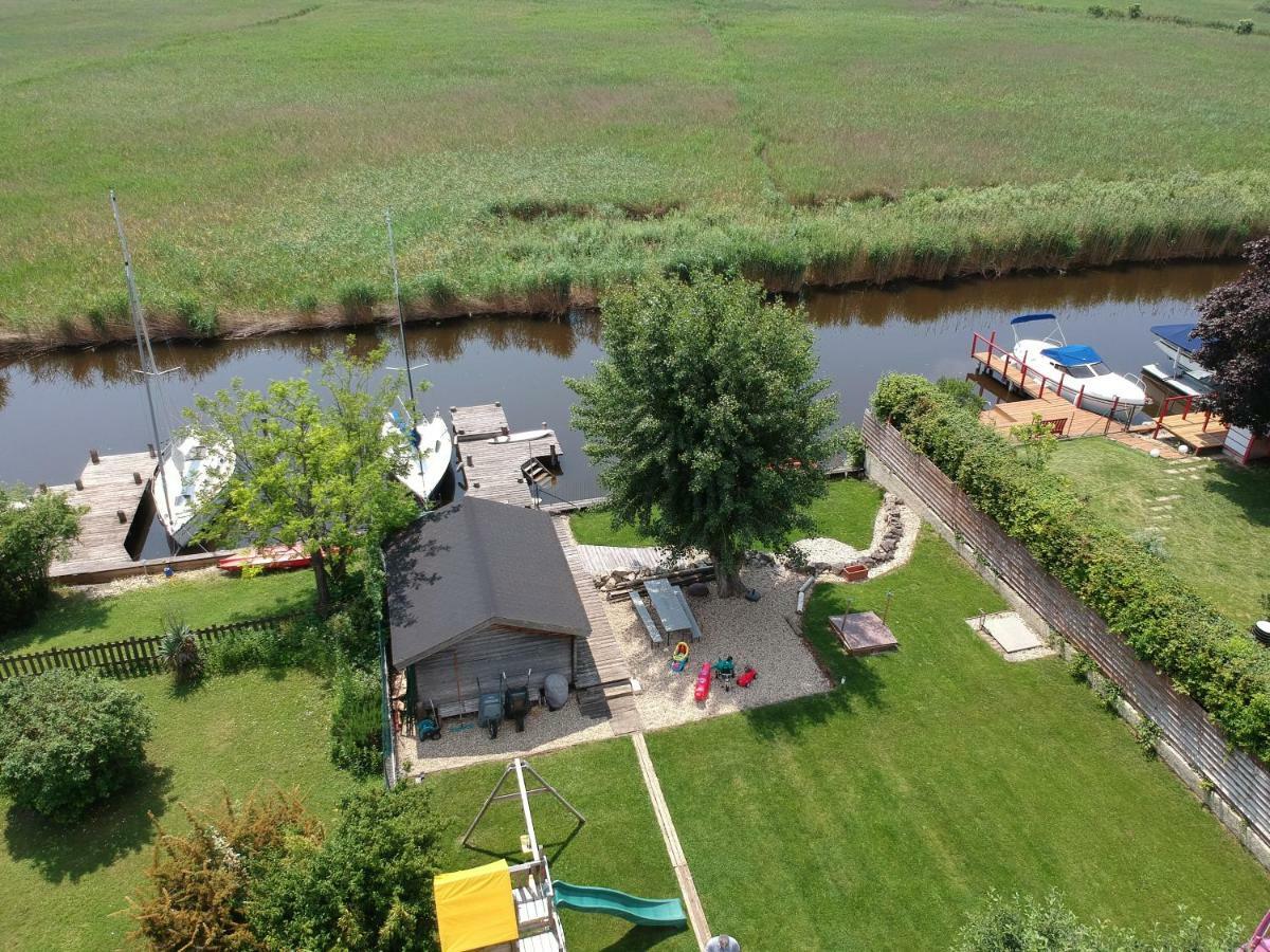 25h GARDEN Apartment LUXURY PLUS private Beach Neusiedl am See Exterior foto